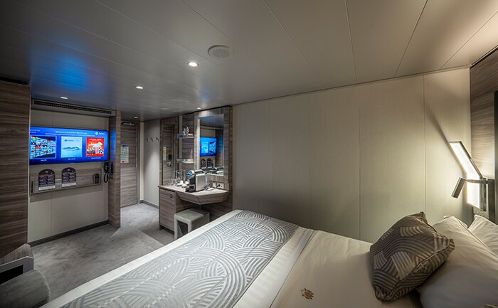 MSC Yacht Club Interior Suite| MSC Cruises