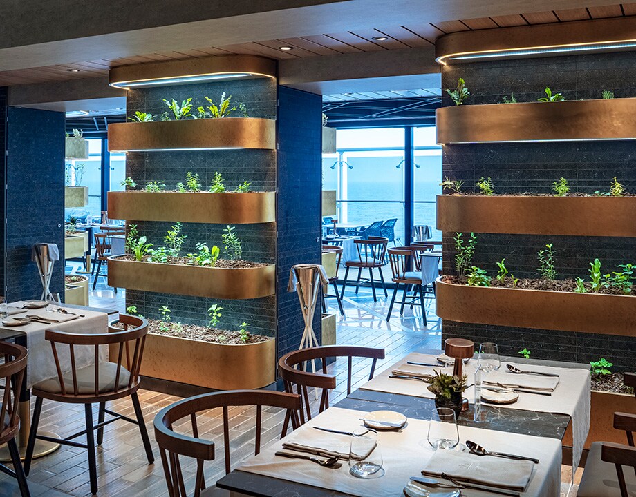 Chef’s Garden Kitchen